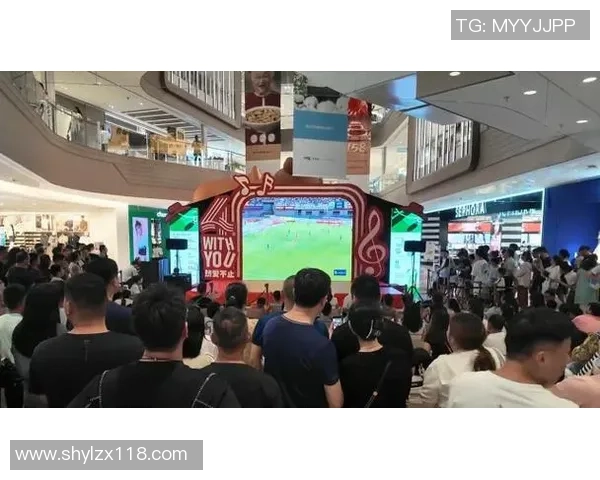 被足球直播带来的激情与热血让我们重新定义了球迷的生活方式与社交体验 被足球直播带来的激情与热血让我们重新定义了球迷的生活方式与社交体验