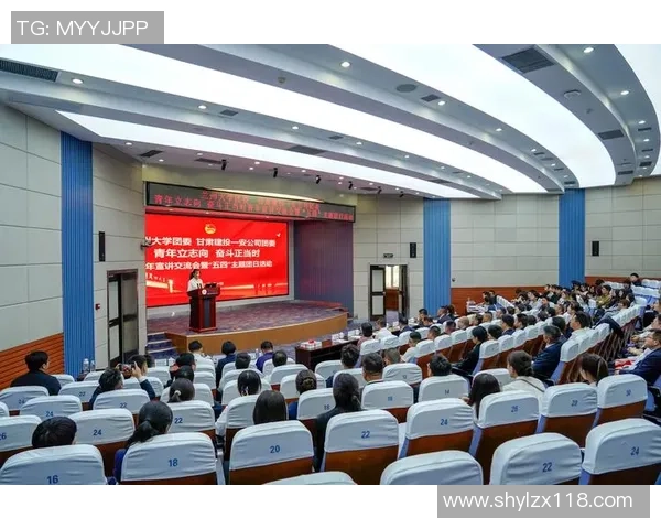 都匀中学足球队奋勇拼搏展现青春风采助力校园体育文化发展 都匀中学足球队奋勇拼搏展现青春风采助力校园体育文化发展